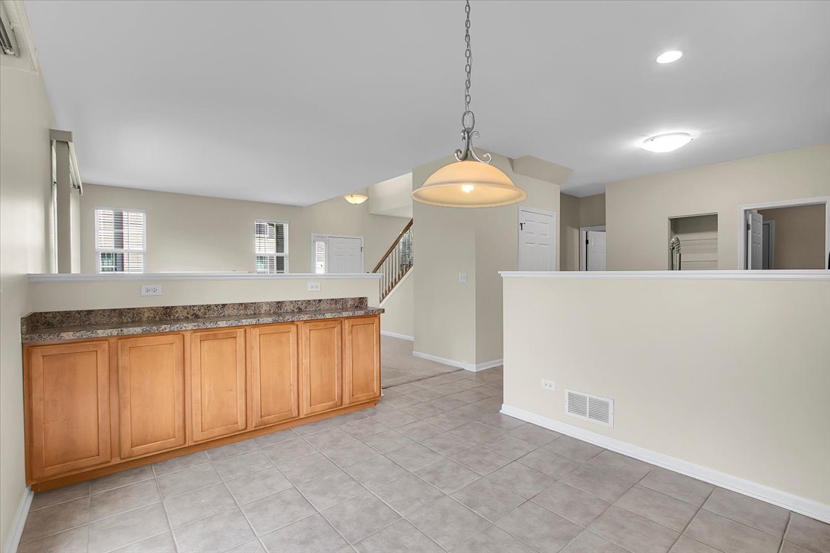 15801 Cove Circle Property Photo 10