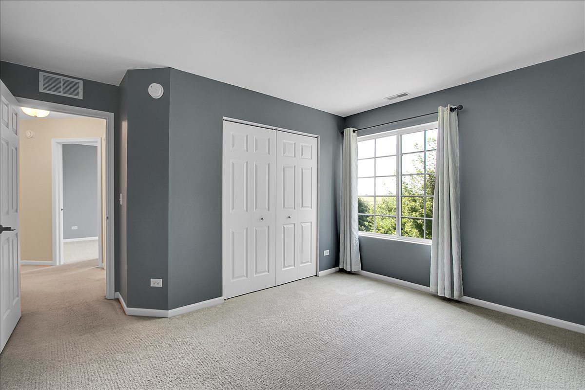 15801 Cove Circle Property Photo 17