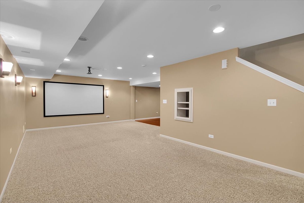 15801 Cove Circle Property Photo 27