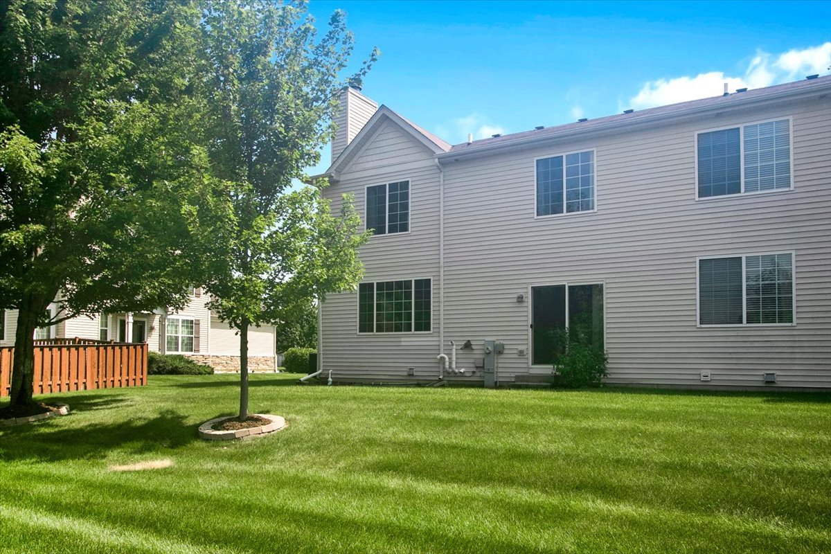 15801 Cove Circle Property Photo 33
