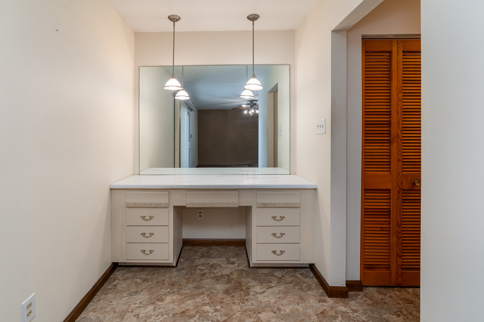 1613 Tina Drive Property Photo 19