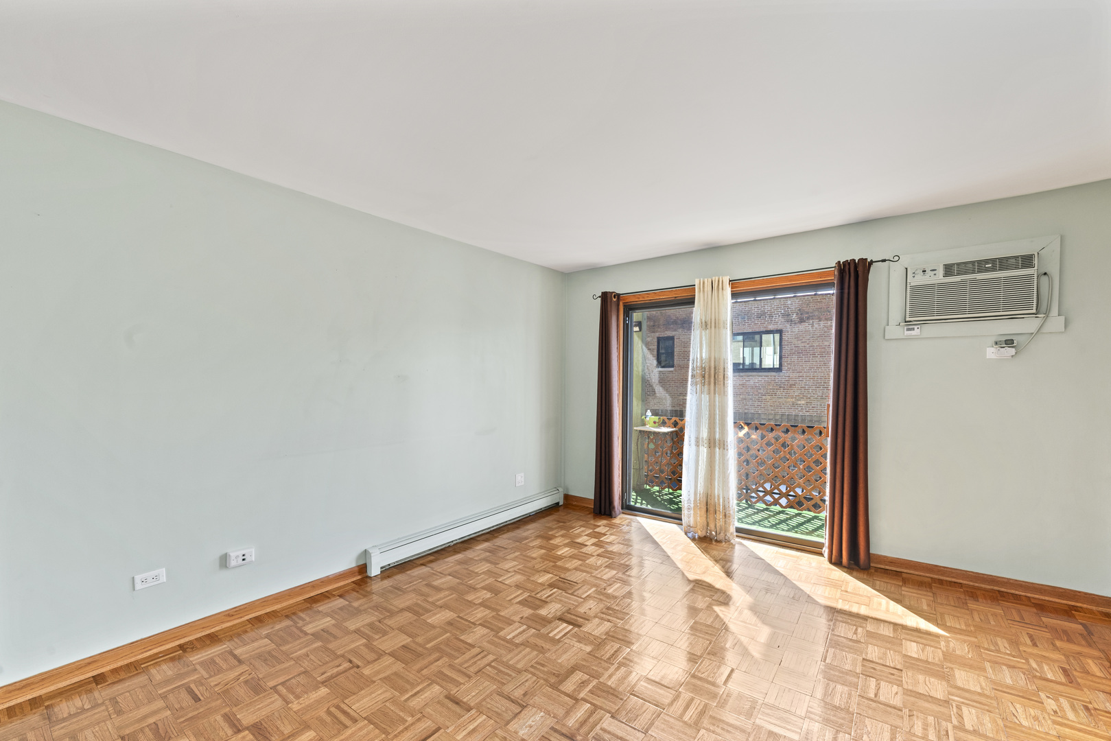 2016 N Harlem Avenue 7w Property Photo 3