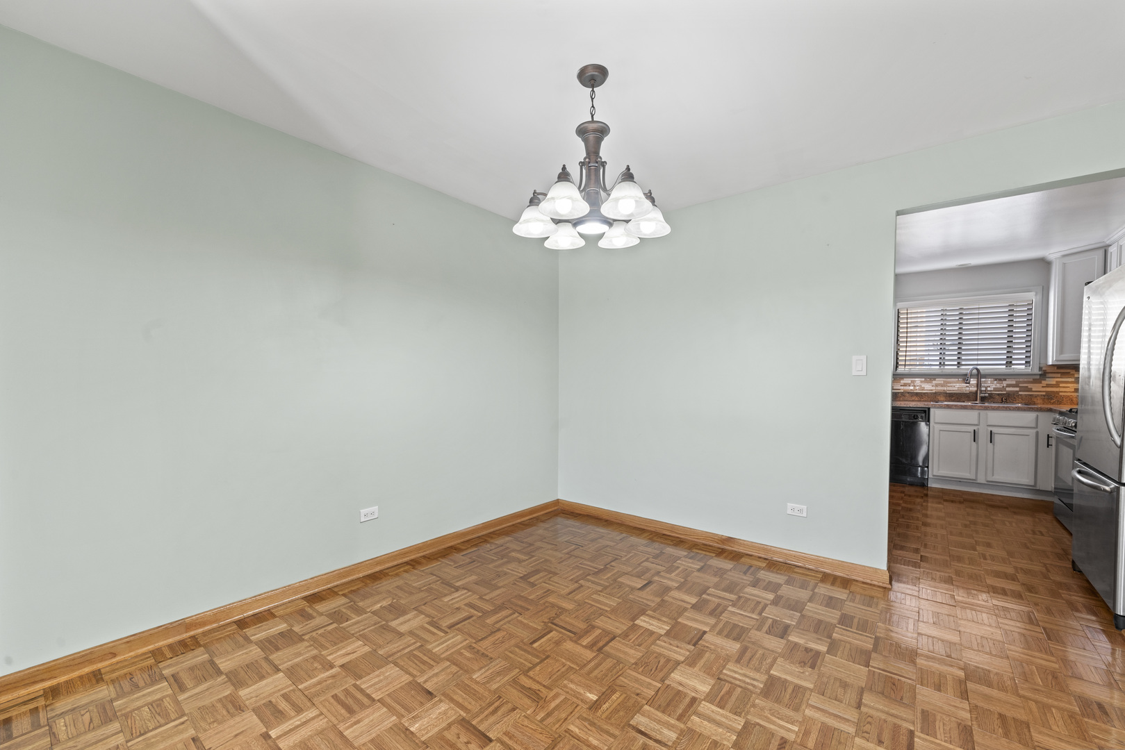 2016 N Harlem Avenue 7w Property Photo 5