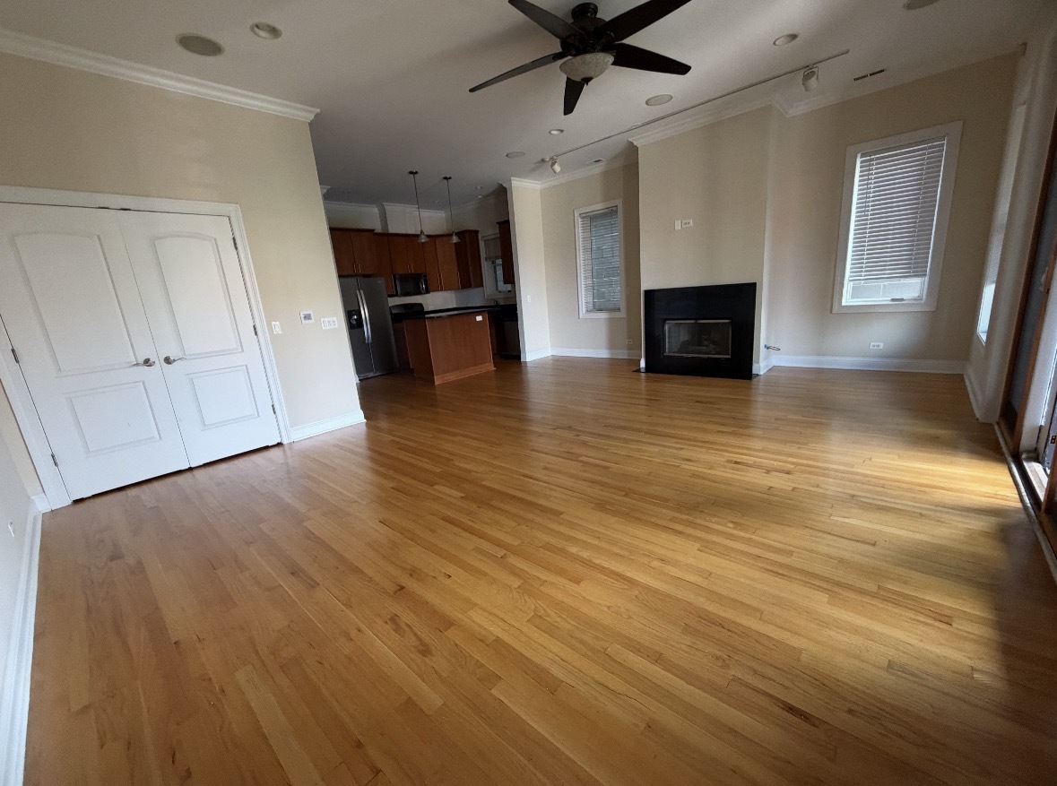 2903 W Irving Park Road 2 Property Photo 8