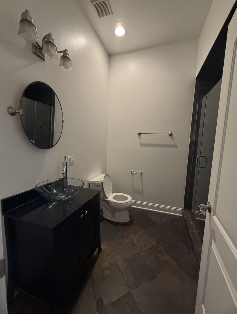 2903 W Irving Park Road 2 Property Photo 14