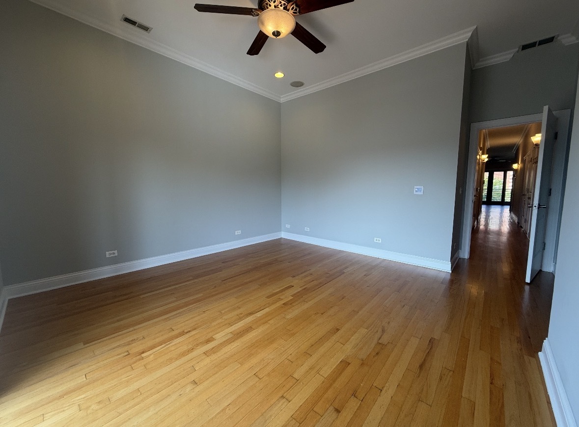 2903 W Irving Park Road 2 Property Photo 18