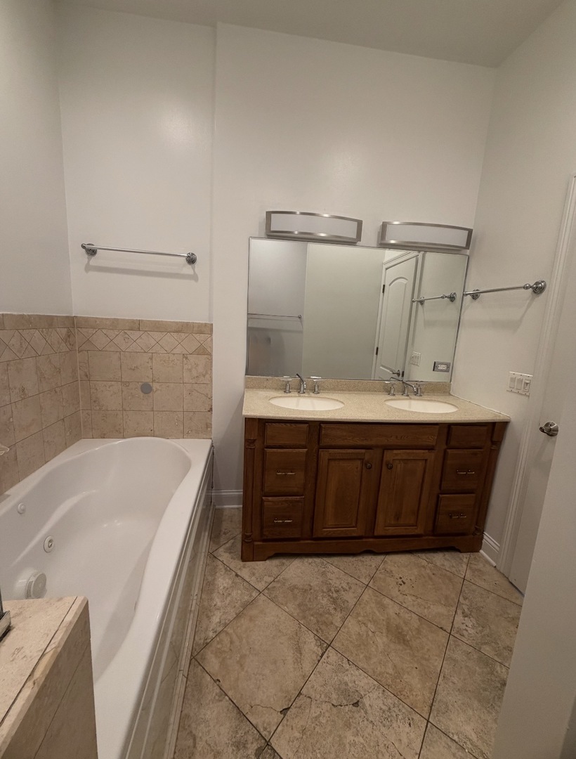 2903 W Irving Park Road 2 Property Photo 20