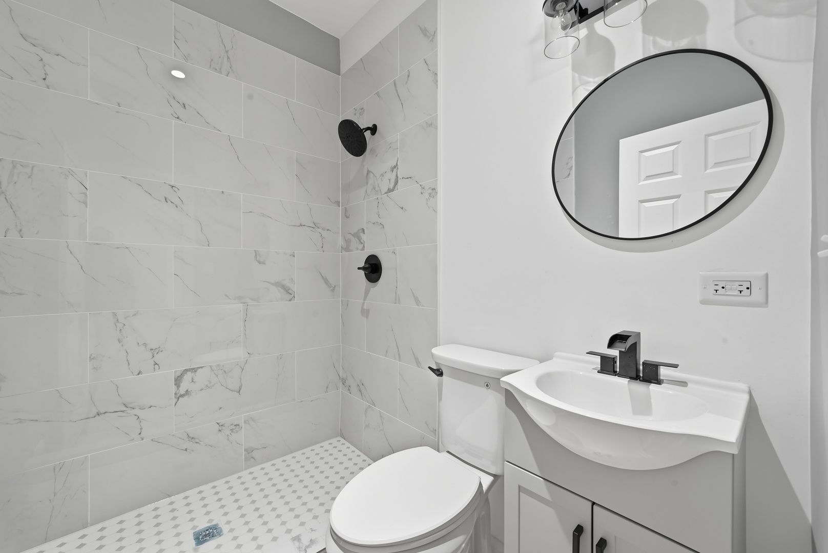 1118 Thomas Avenue Property Photo 19