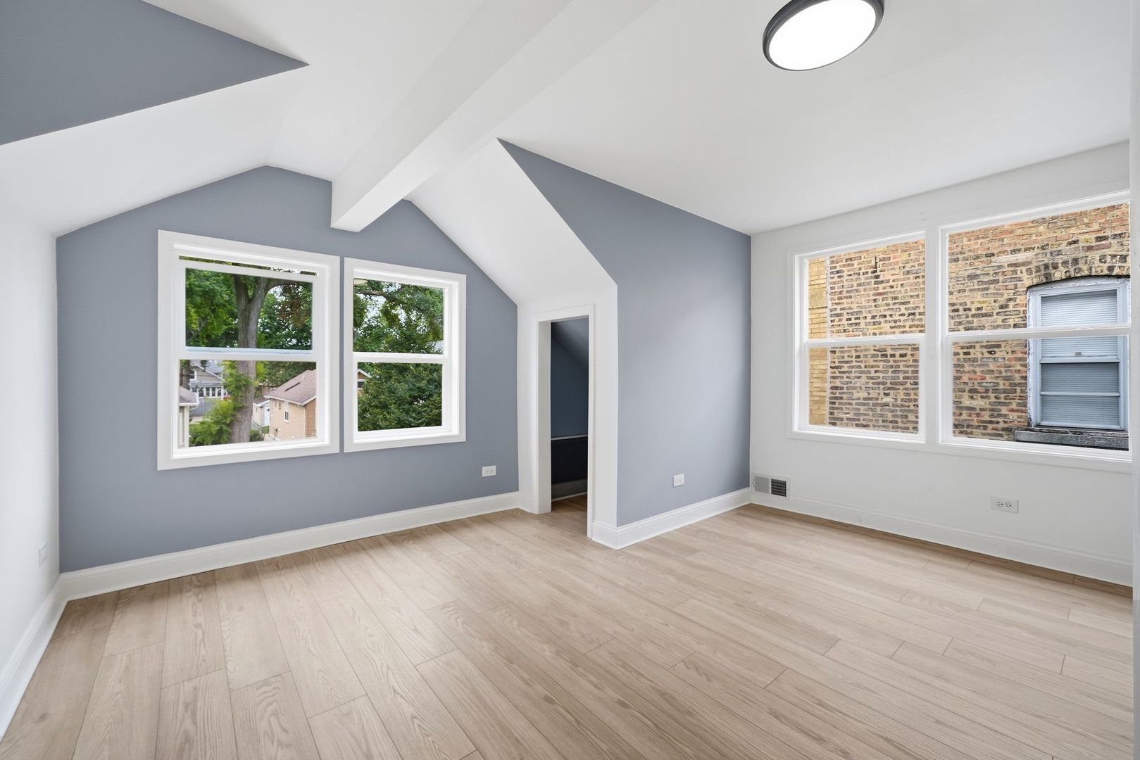 1118 Thomas Avenue Property Photo 20