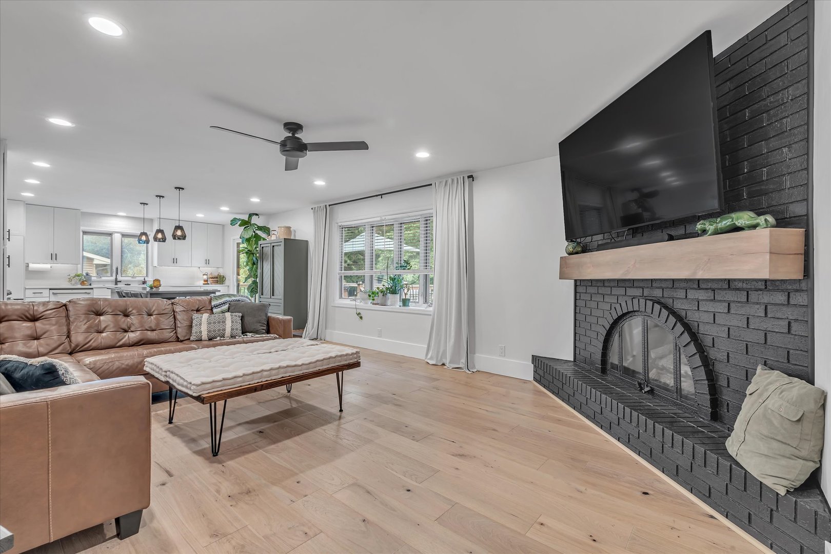 4105 Rolling Hills Drive Property Photo 11