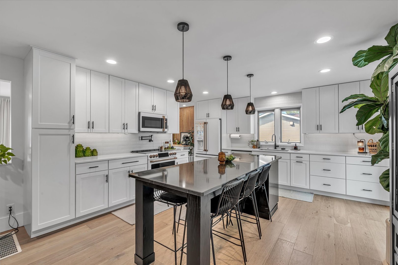 4105 Rolling Hills Drive Property Photo 15