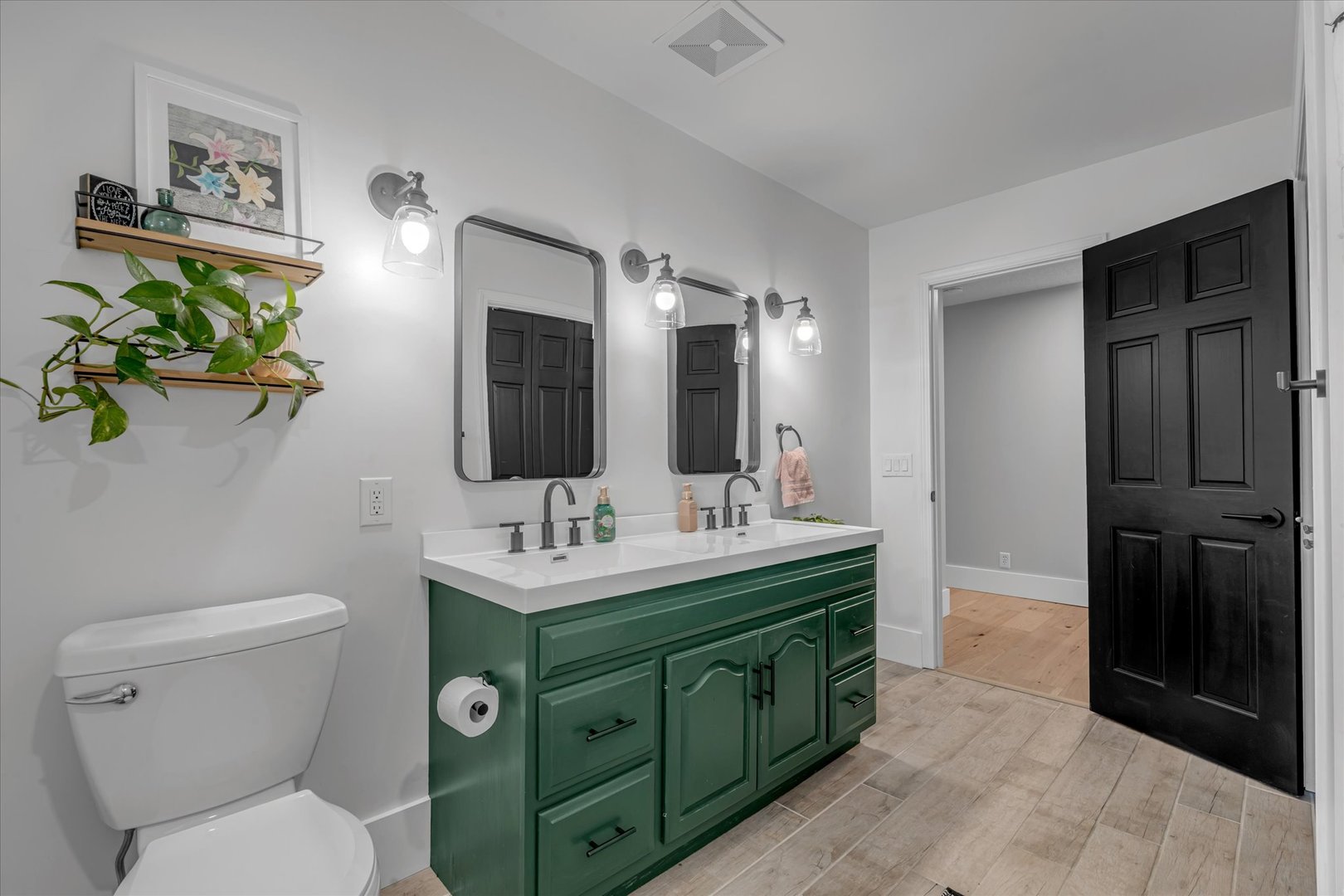 4105 Rolling Hills Drive Property Photo 23