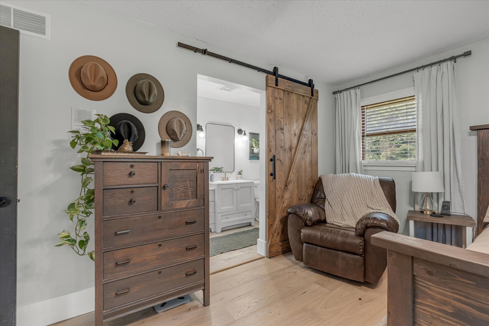 4105 Rolling Hills Drive Property Photo 26