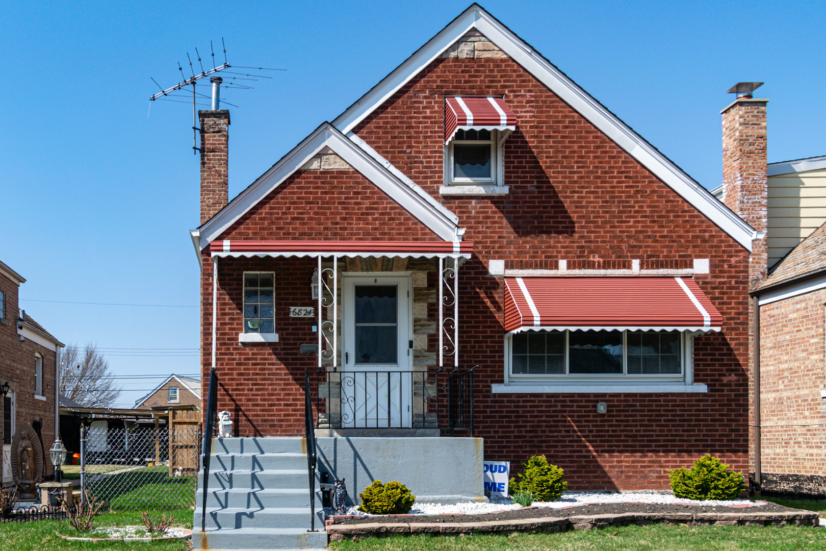 6824 S Kildare Avenue Property Photo 1