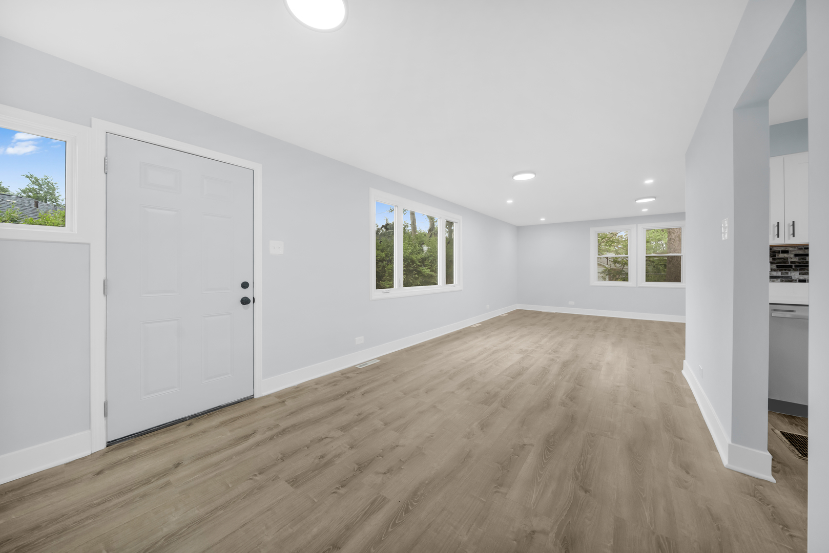 357 Indianwood Boulevard Property Photo 9