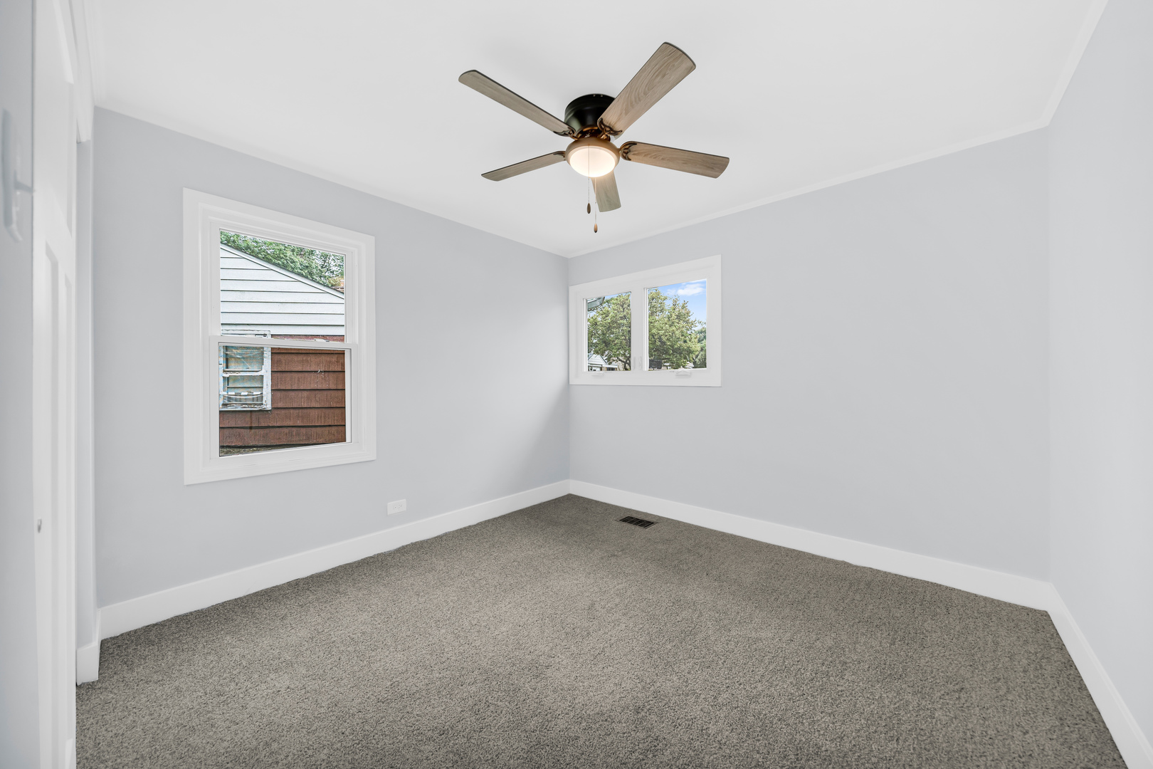 357 Indianwood Boulevard Property Photo 17