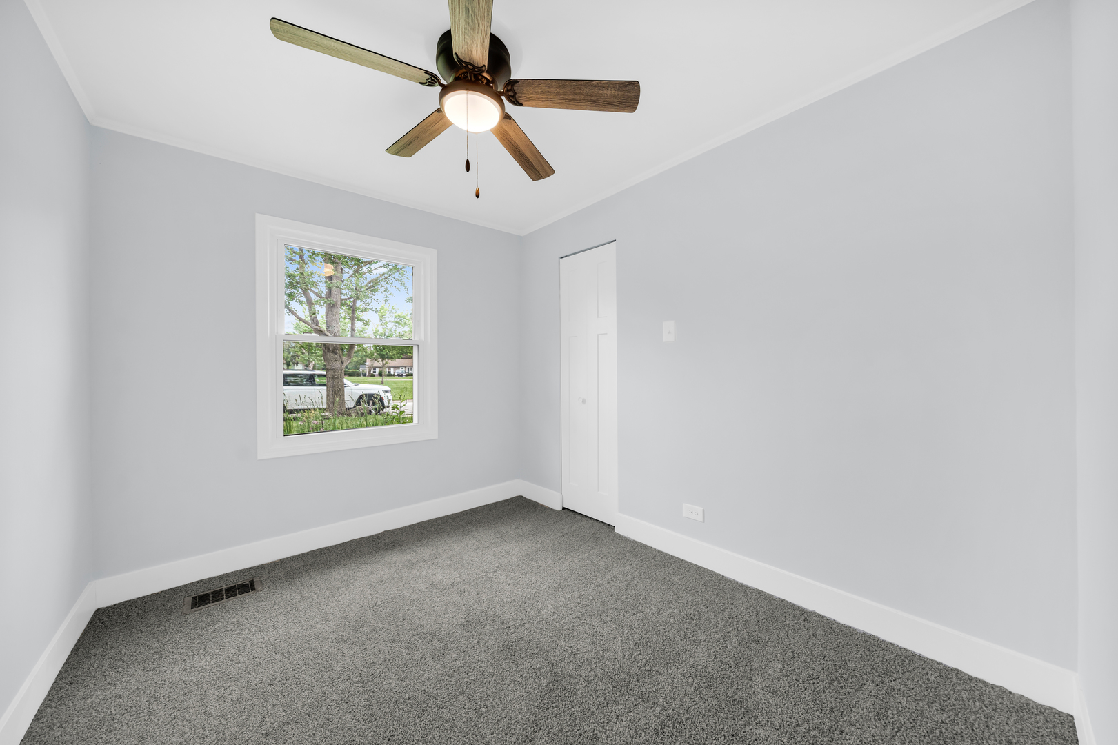 357 Indianwood Boulevard Property Photo 18