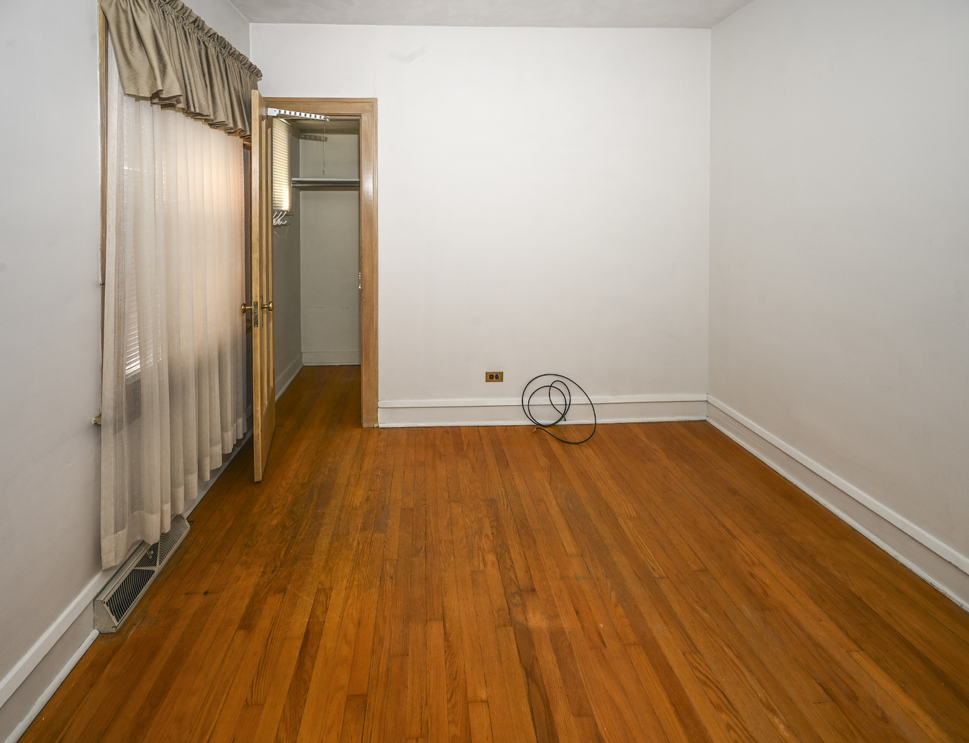 2128 N 72nd Court Property Photo 13