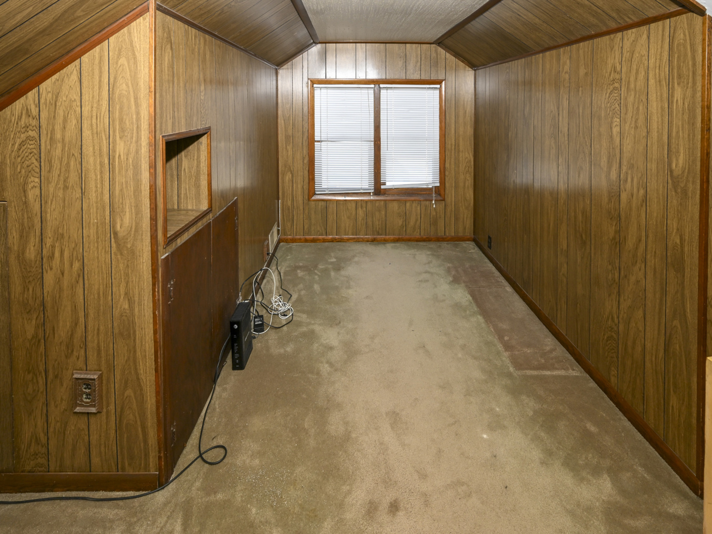 2128 N 72nd Court Property Photo 16