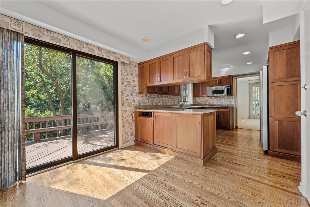 12750368 Property Photo 9