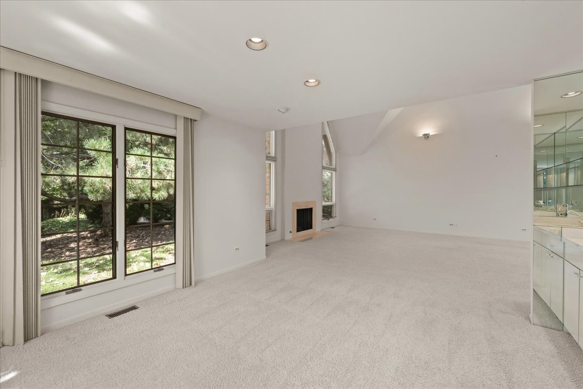 12750368 Property Photo 12