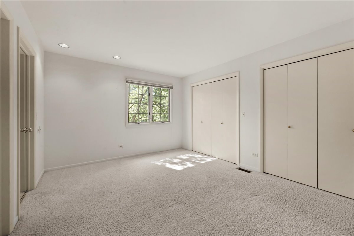 12750368 Property Photo 22