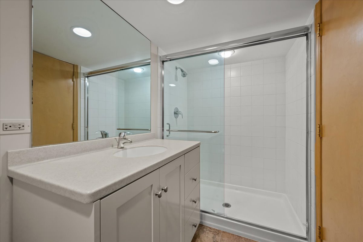 12750368 Property Photo 29