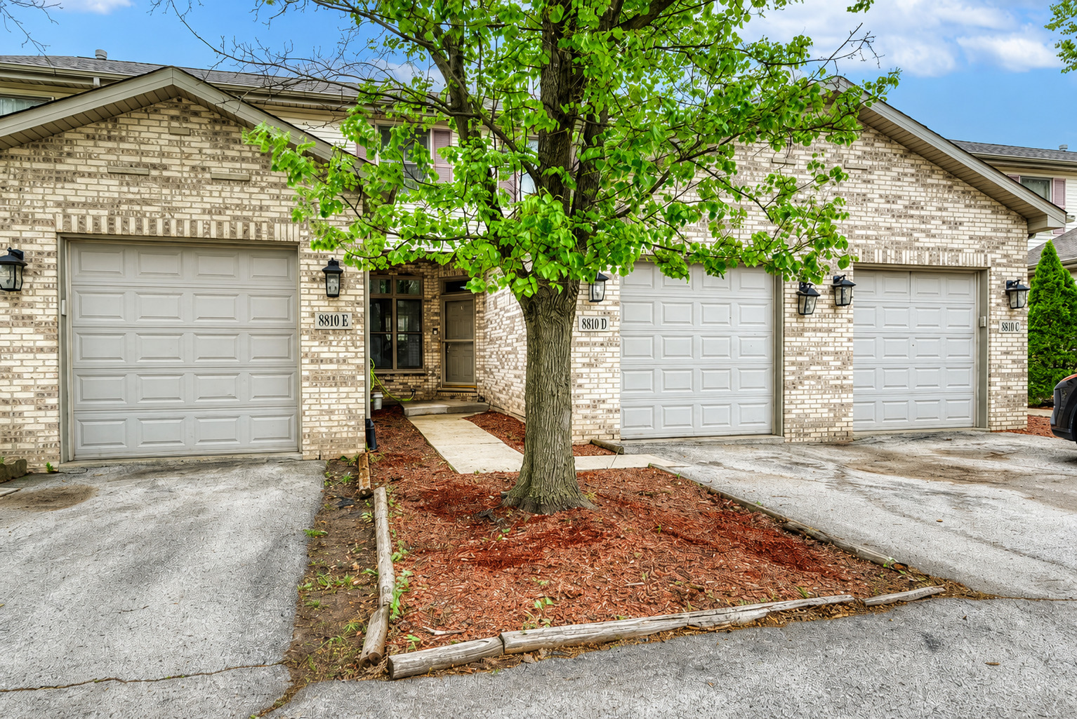 8810 W 84th Place D Property Photo 1