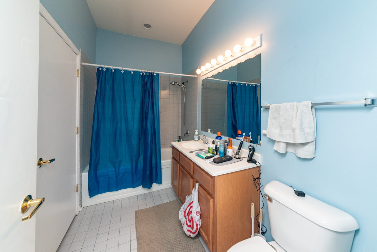 950 W Leland Avenue 404 Property Photo 13