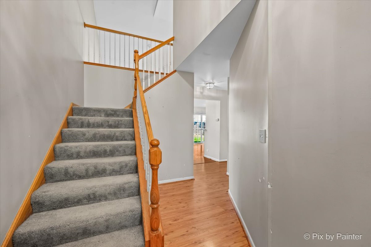 1158 E Danbury Drive Property Photo 5