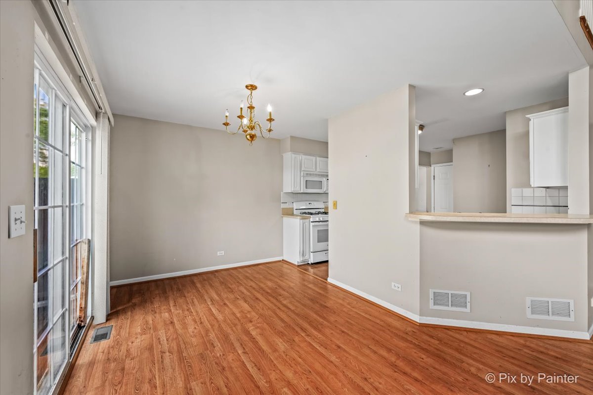 1158 E Danbury Drive Property Photo 10