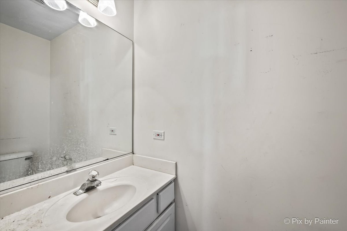 1158 E Danbury Drive Property Photo 17