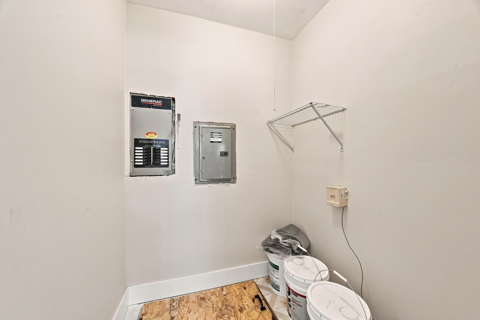 16460 Honore Avenue Property Photo 12