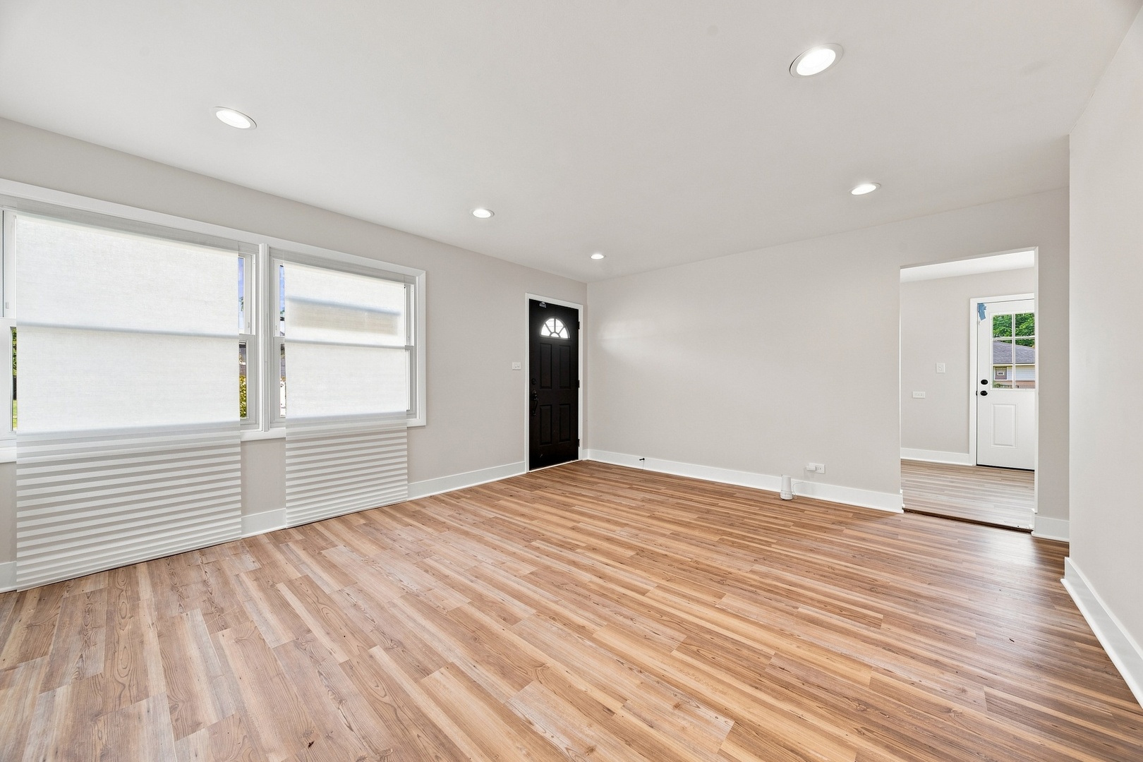 16460 Honore Avenue Property Photo 19