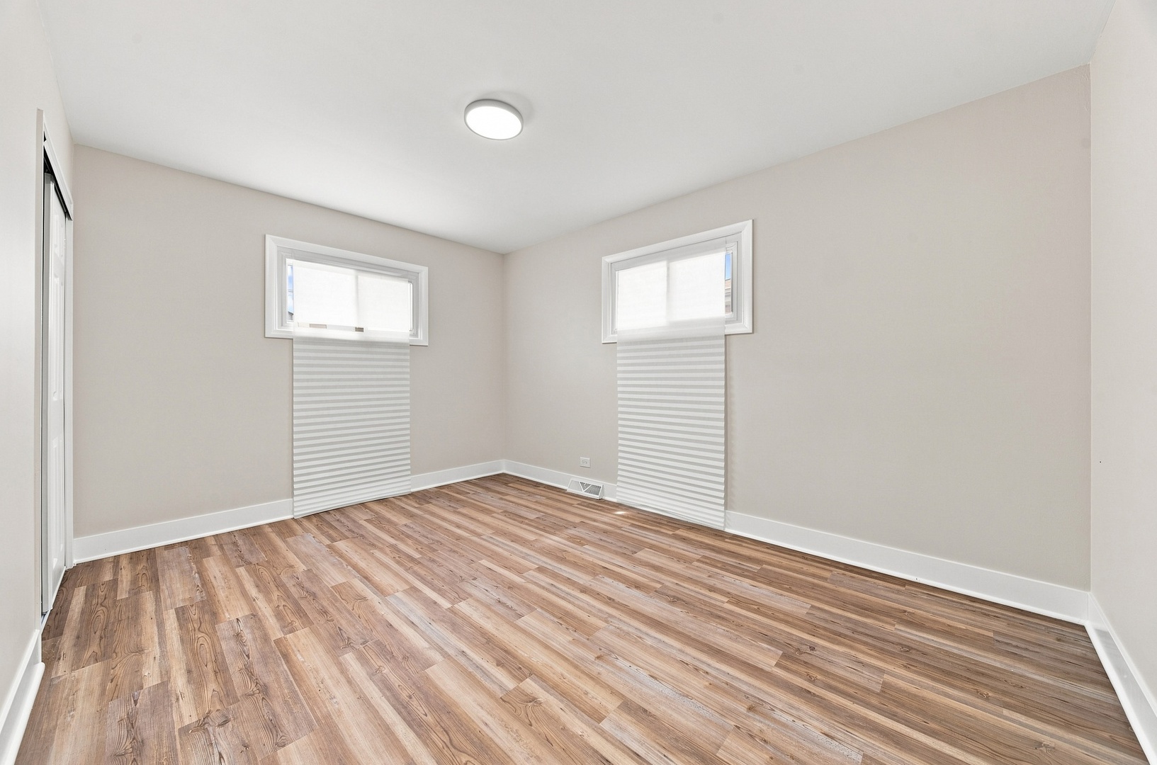 16460 Honore Avenue Property Photo 25