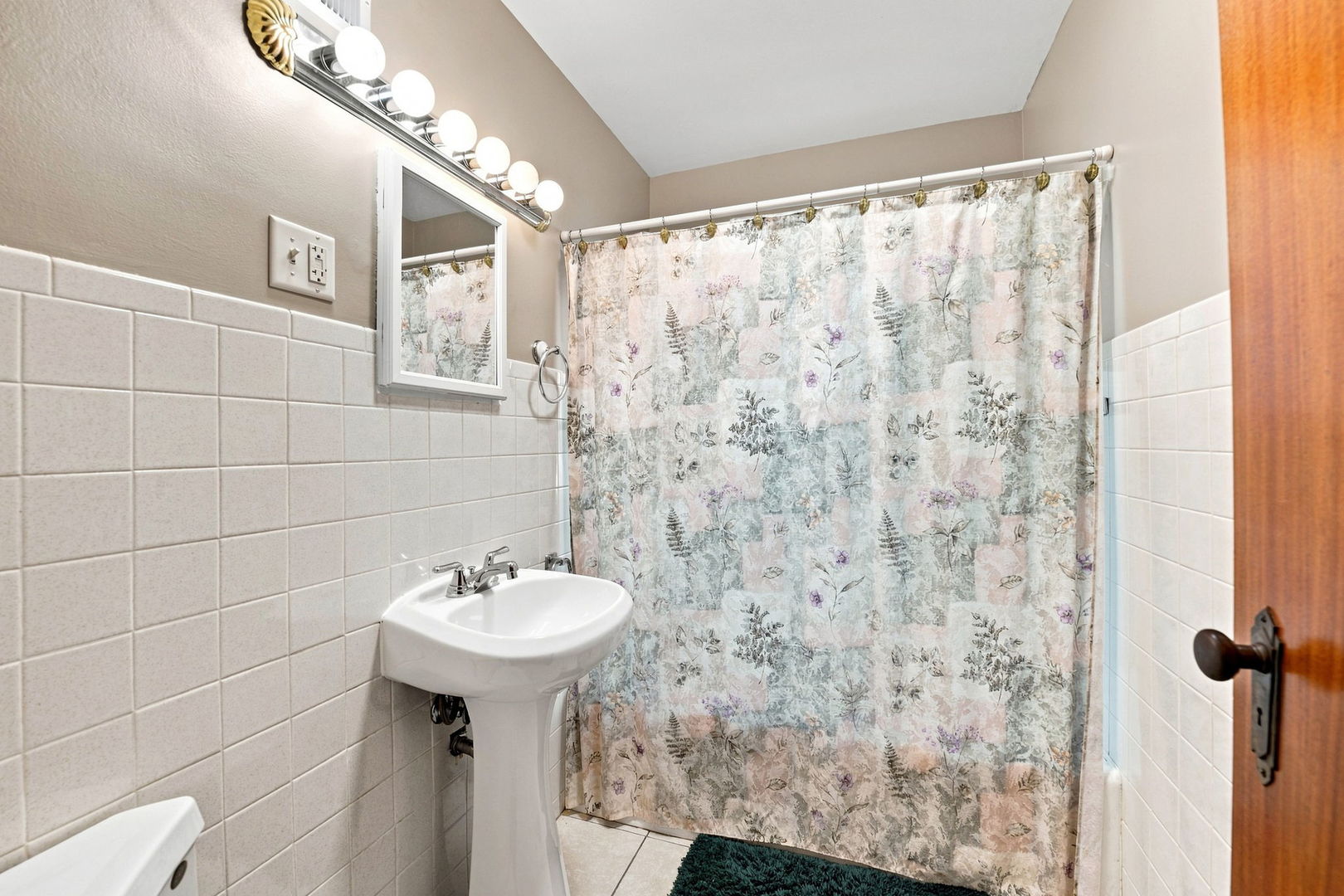 748 E Jackson Street Property Photo 16