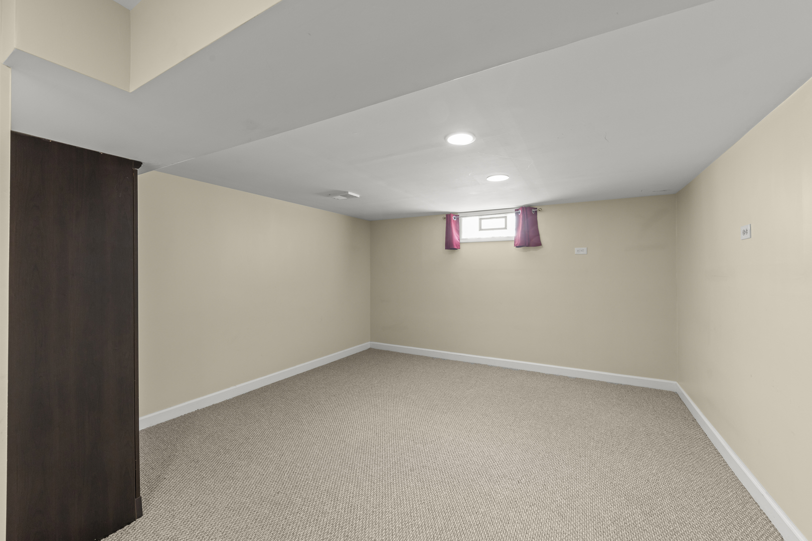 794 S Fairfield Avenue Property Photo 14