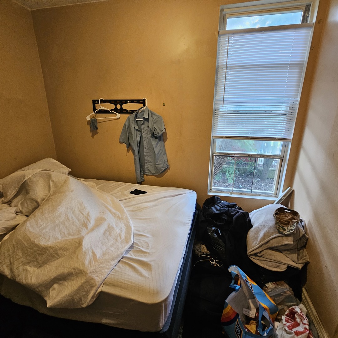 644 N Albany Avenue Property Photo 18