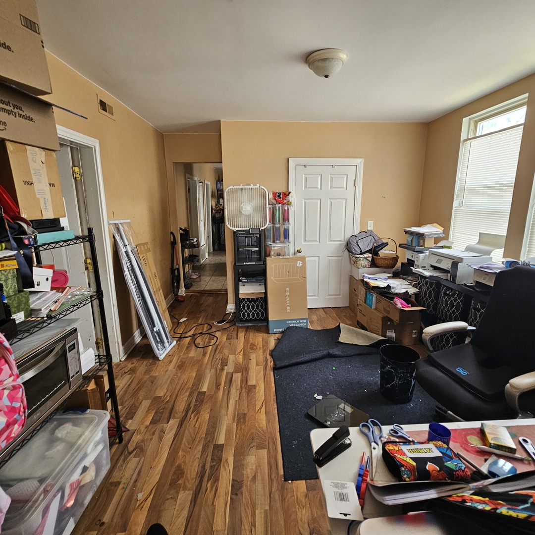 644 N Albany Avenue Property Photo 27