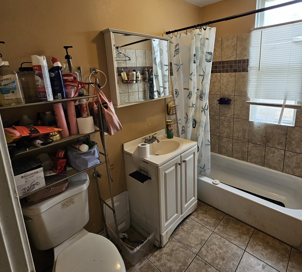 644 N Albany Avenue Property Photo 29