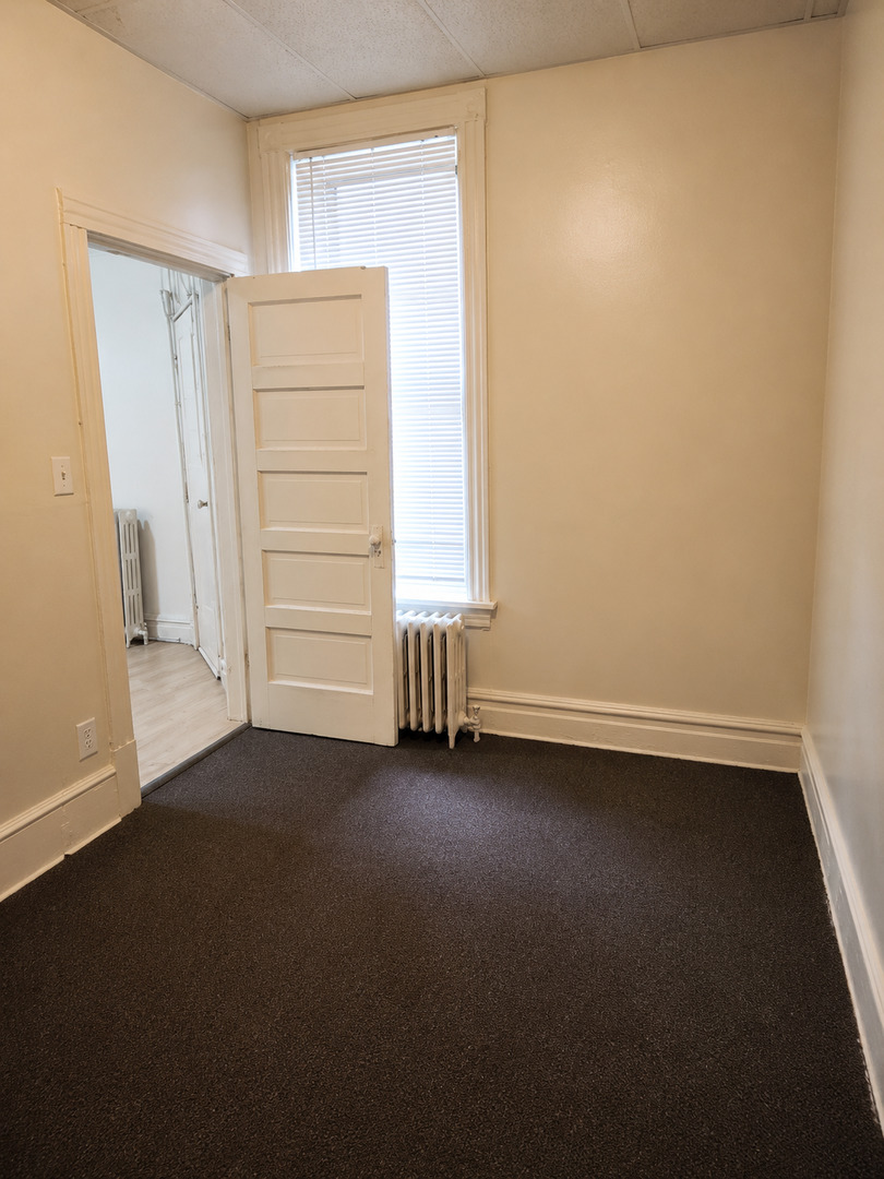 6529 S Kimbark Avenue 2r Property Photo 5