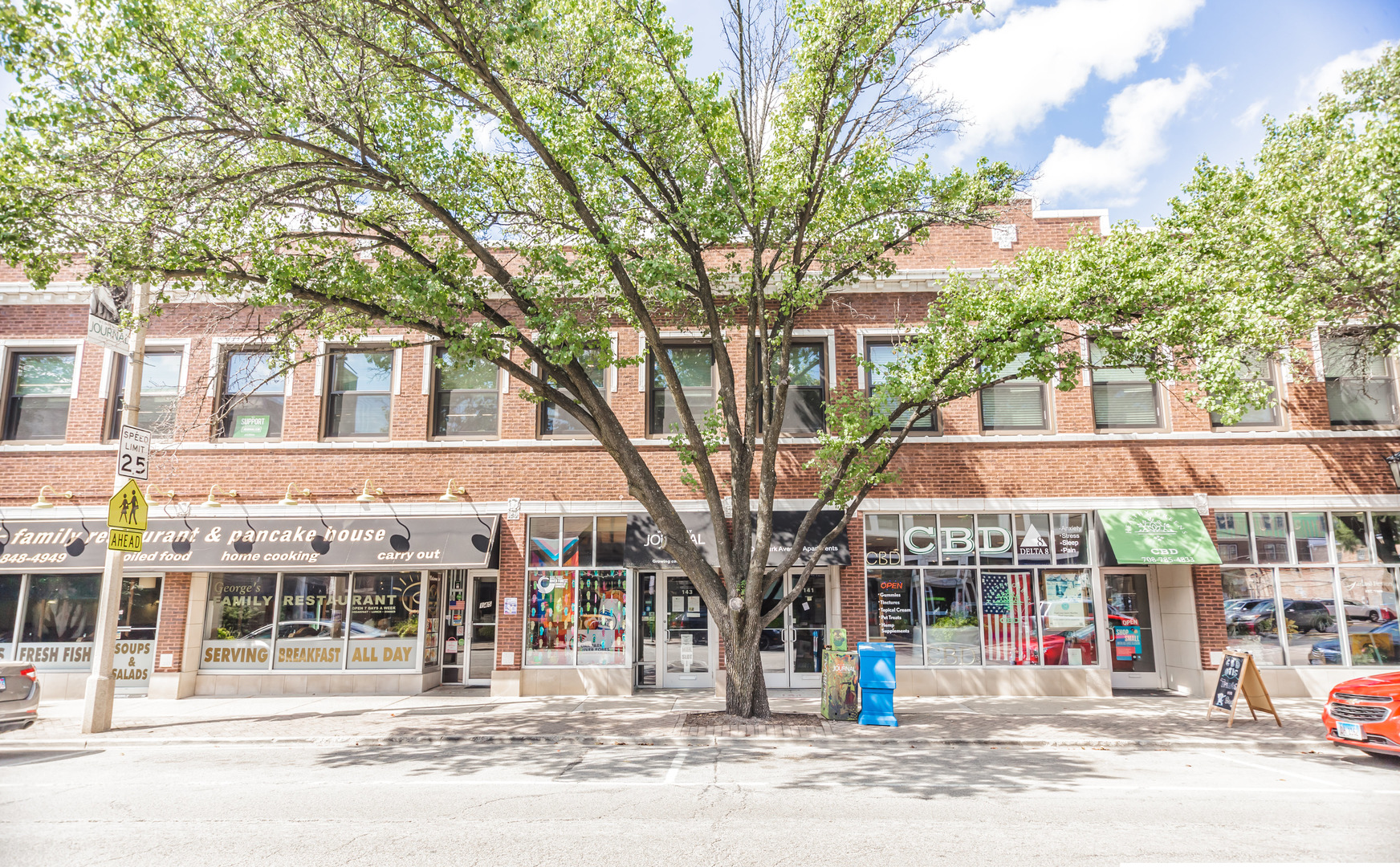 141 S Oak Park Avenue 6 Property Photo 1