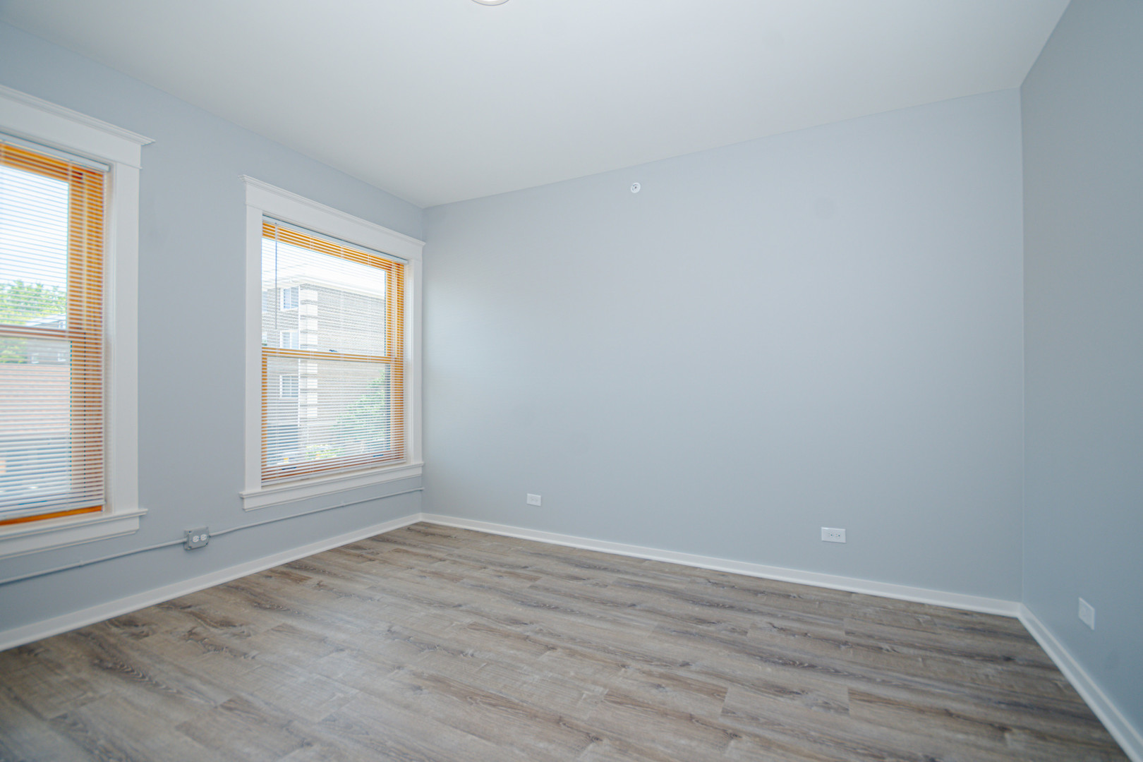 141 S Oak Park Avenue 6 Property Photo 7
