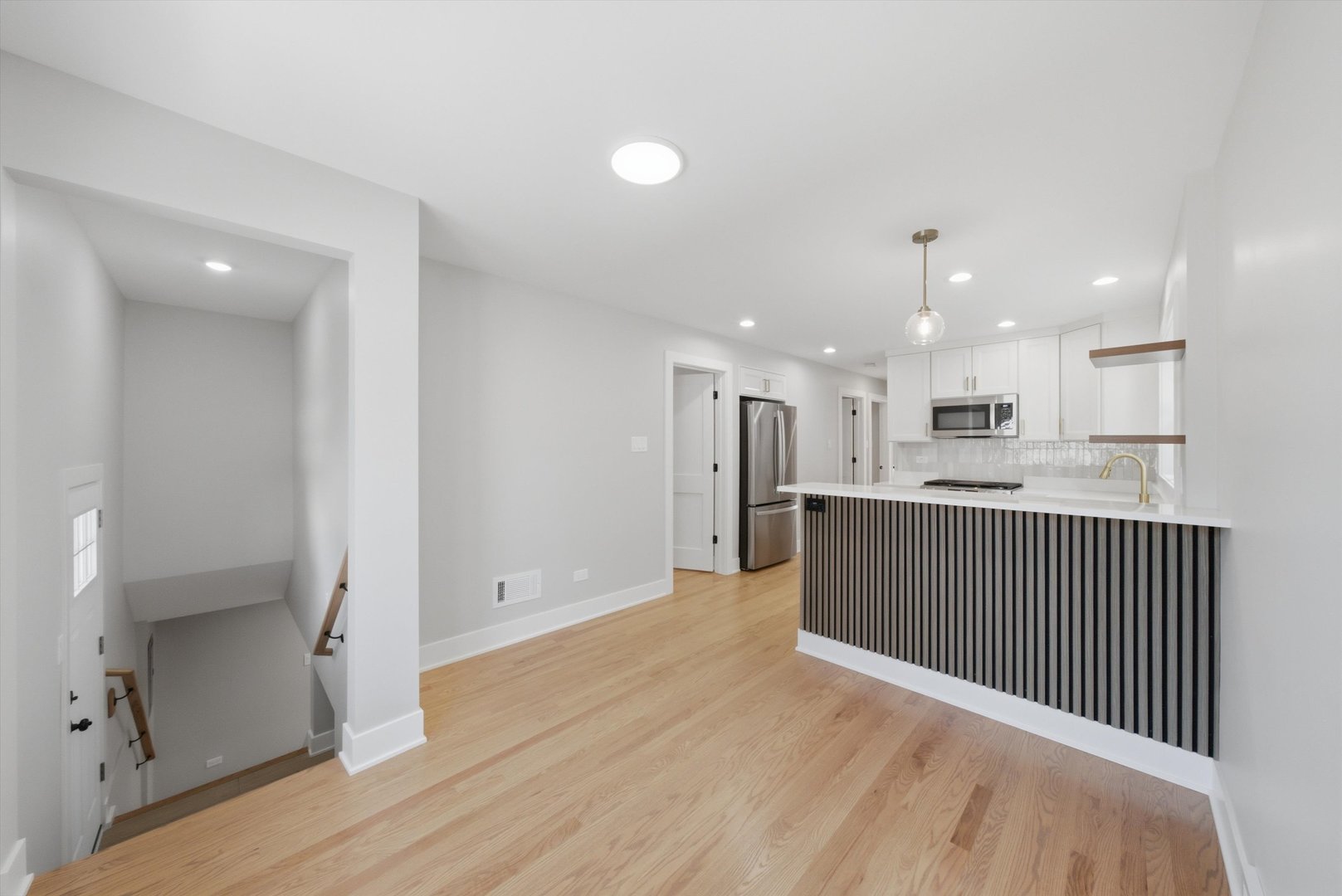 5750 S Oak Park Avenue Property Photo 11
