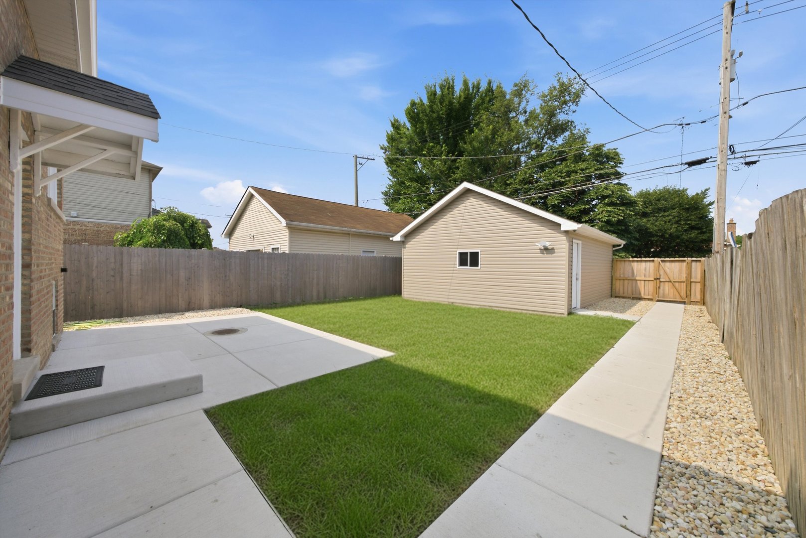 5750 S Oak Park Avenue Property Photo 31