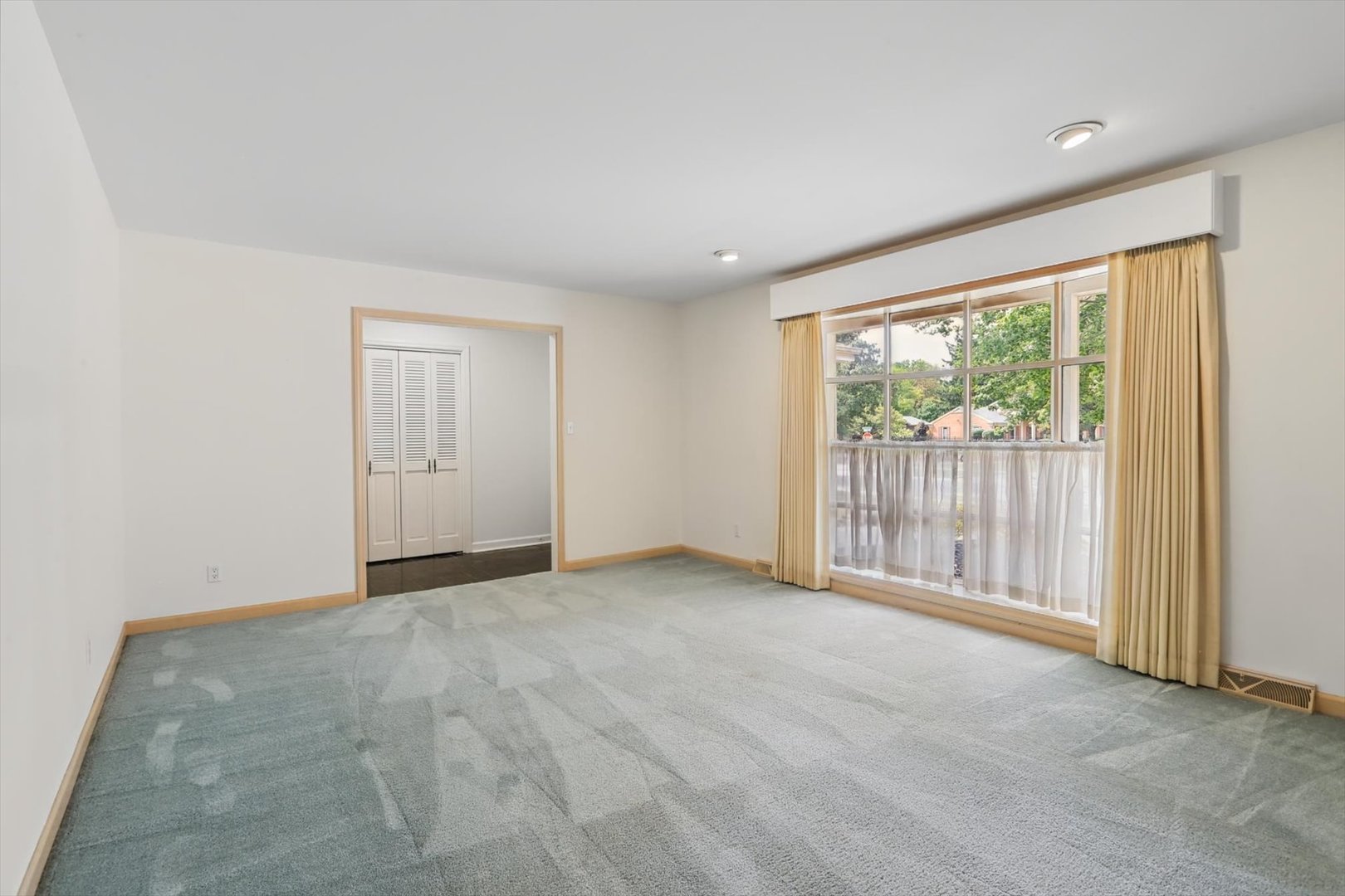 2118 Bristol Road Property Photo 6