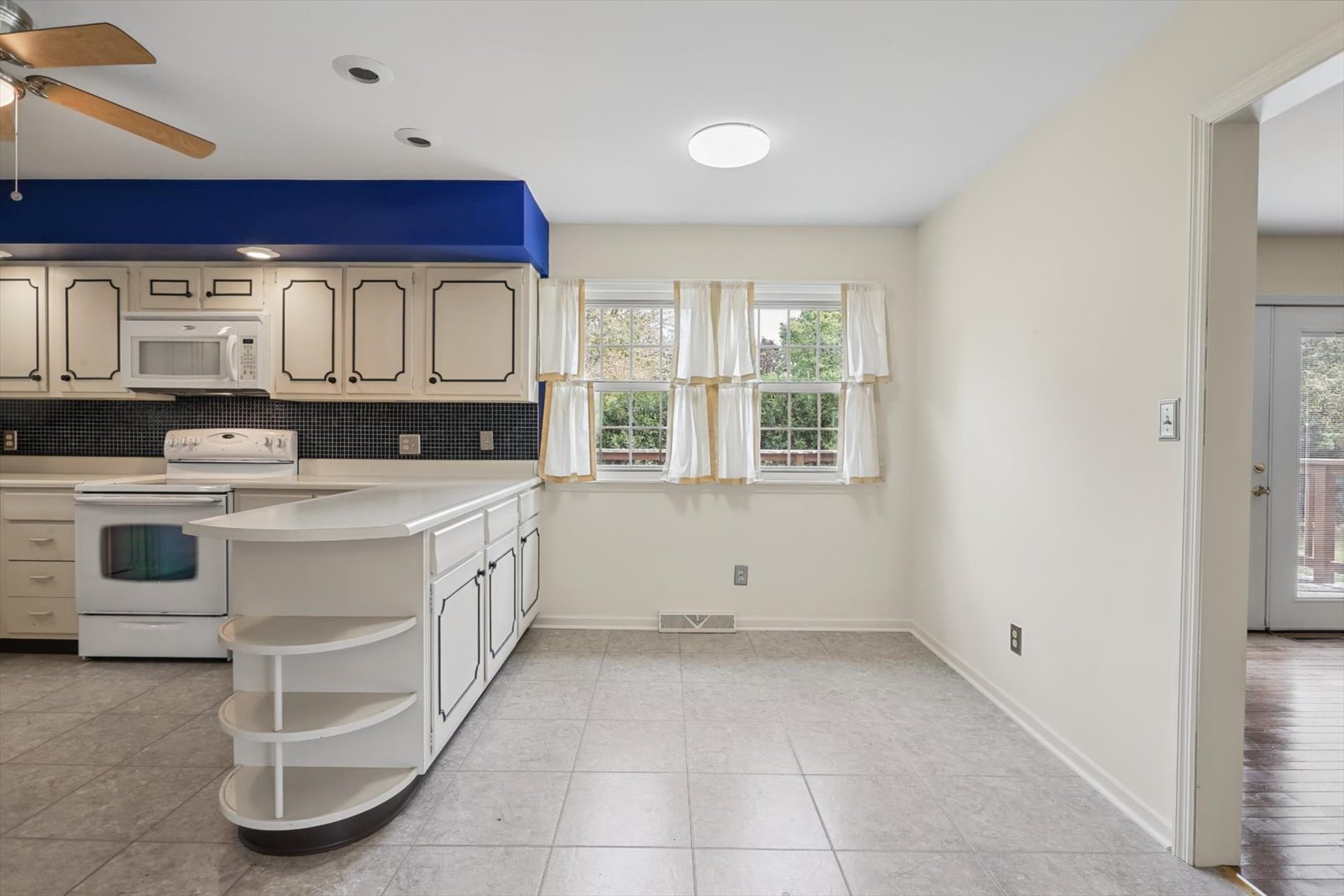 2118 Bristol Road Property Photo 9