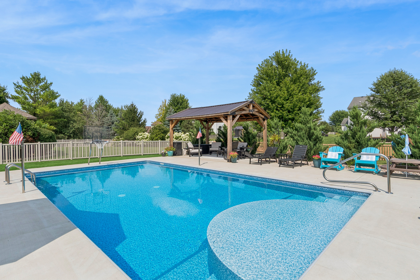 711 Jorstad Drive Property Photo 2
