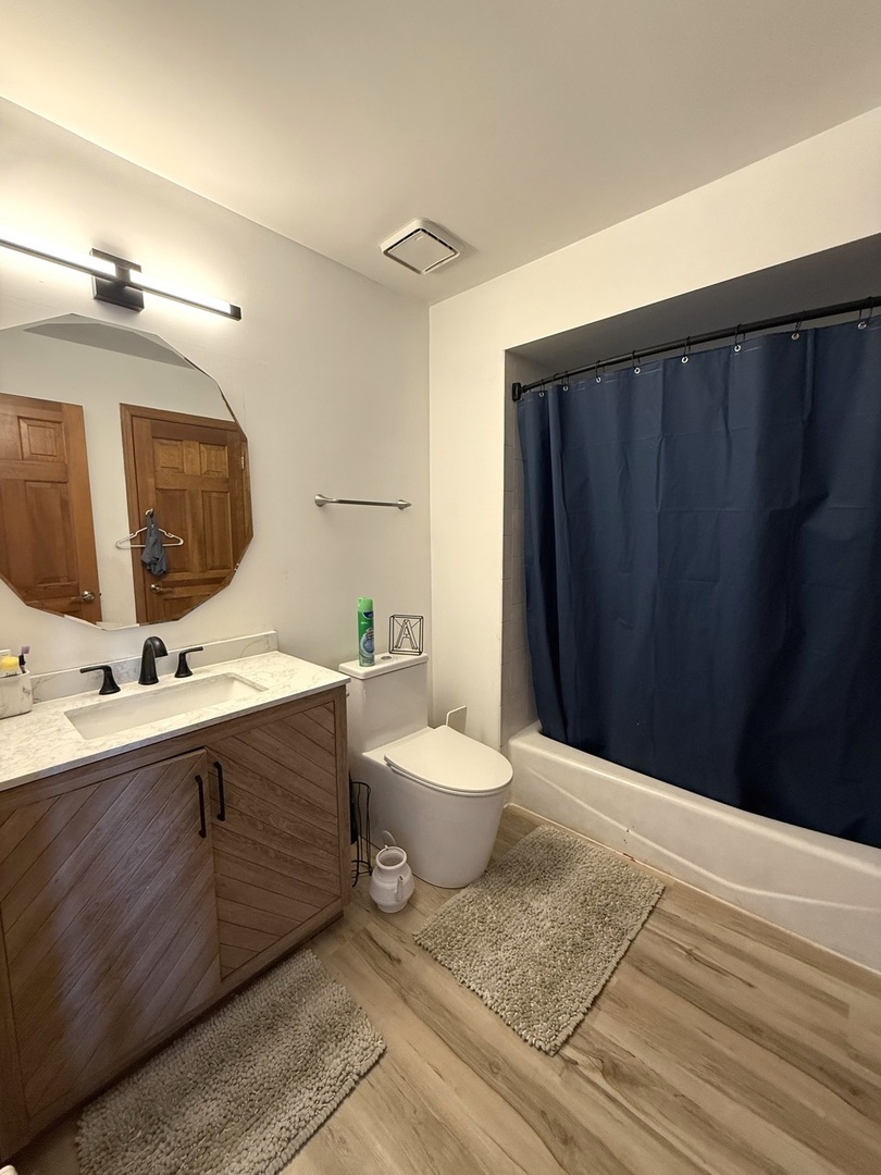 198 N Catalpa Street Property Photo 18
