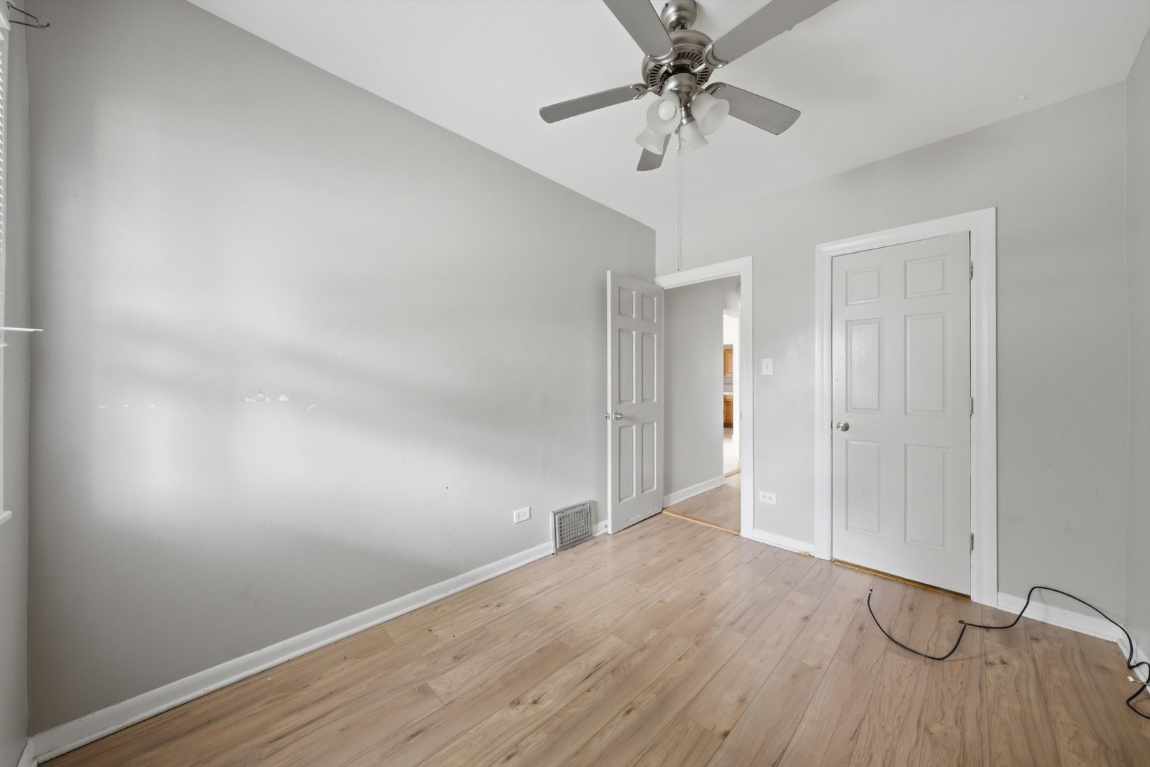 9516 S Yale Avenue Property Photo 28